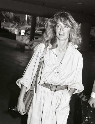 Farrah Fawcett 1977, LA 2.jpg